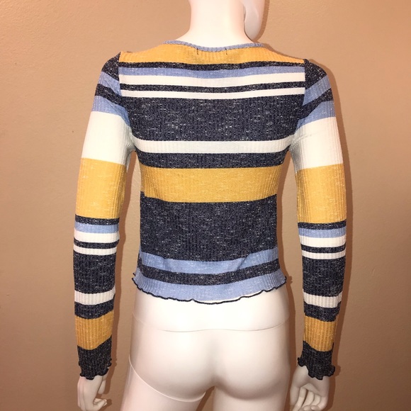 Almost Famous Wide Striped Top Womens Size Medium Long Sleeve Blue Yellow - Picture 3 of 13